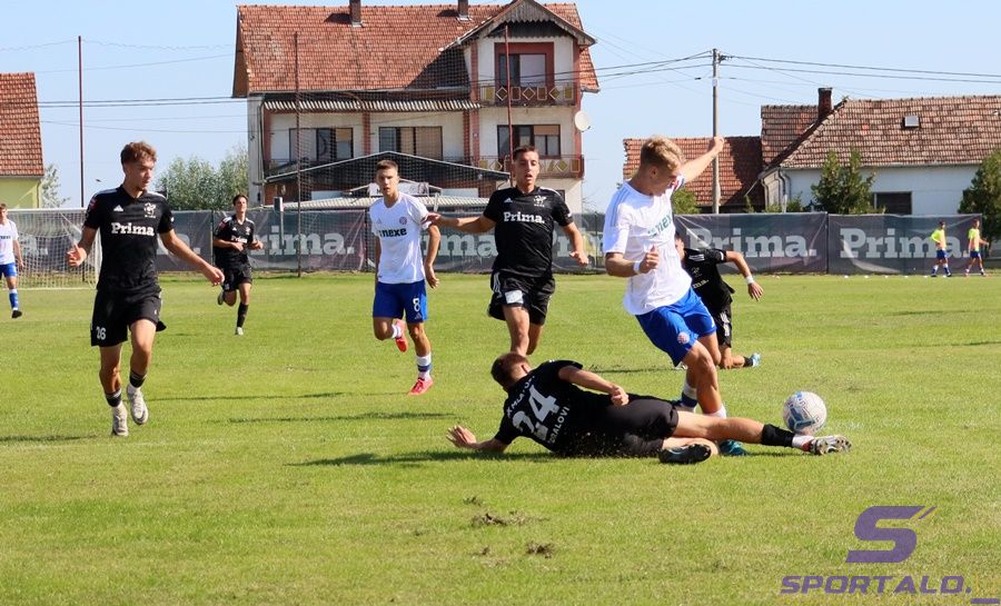 Juniori: Ždralovi jači od Tića