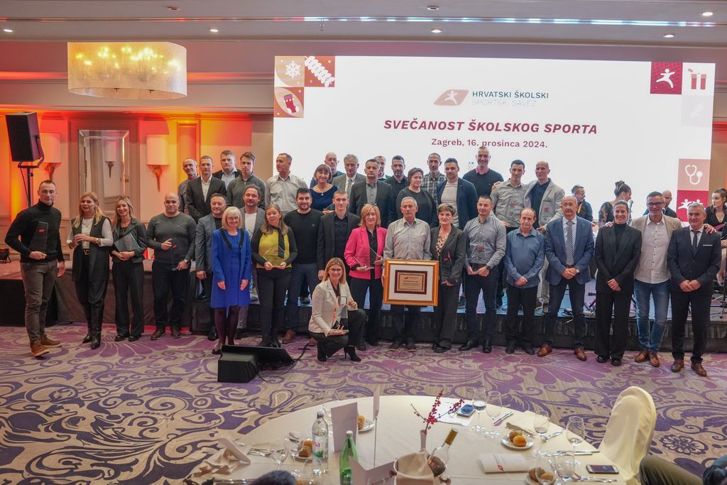 Gimnazija „Fran Galović“ Koprivnica osvojila drugo mjesto u školskom sportu u Hrvatskoj